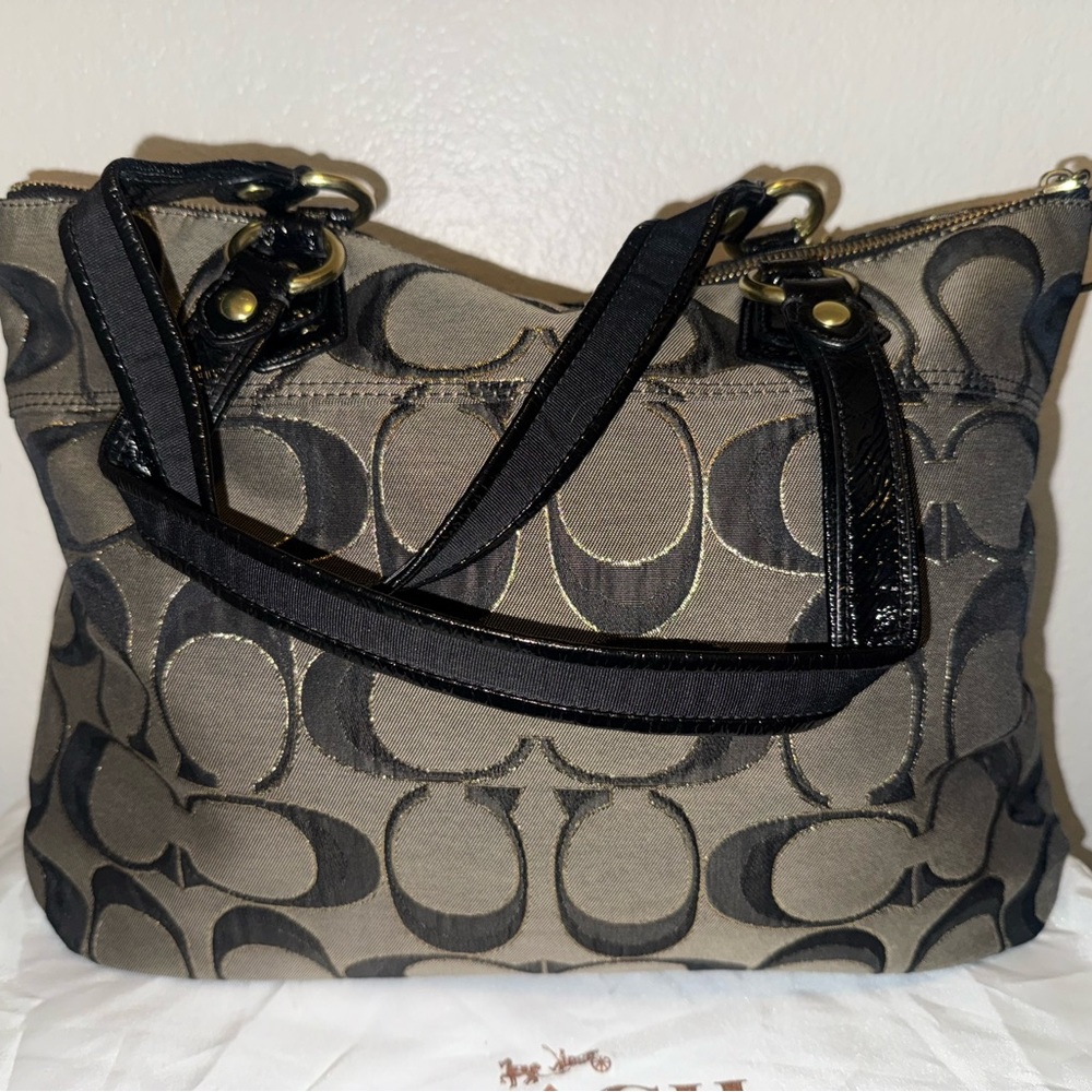 Coach Black and Brown Signature Shoulder Bag with Wallet - Picture 2 of 14